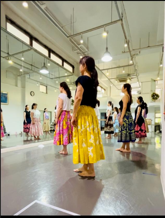 Na hoapaani hula and tahitiのイメージ